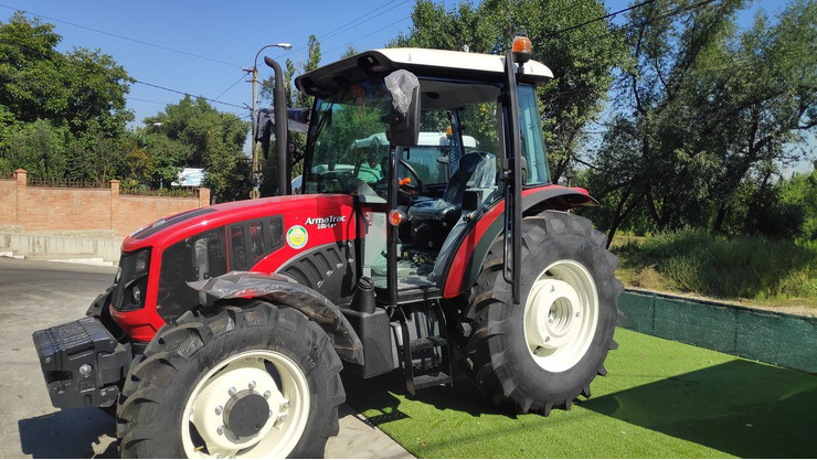 Vânzare tractor ArmaTrac1054 E+ (105 CP) Turcia. ArmaTrac 1054 E+(105 C.P.)vanzare tractor Turcia. — foto 3