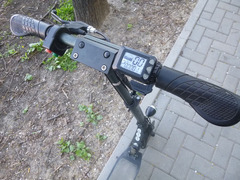 Trotineta -lucreaza, merge, frineaza normal, pina la 60 kg +cadou // Самокат -работает, едет, тормоз - Изображение 9
